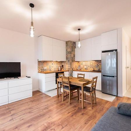 Saska Kepa Bright Apartament Warsaw Ngoại thất bức ảnh
