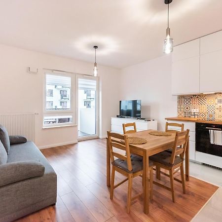Saska Kepa Bright Apartament Warsaw Ngoại thất bức ảnh