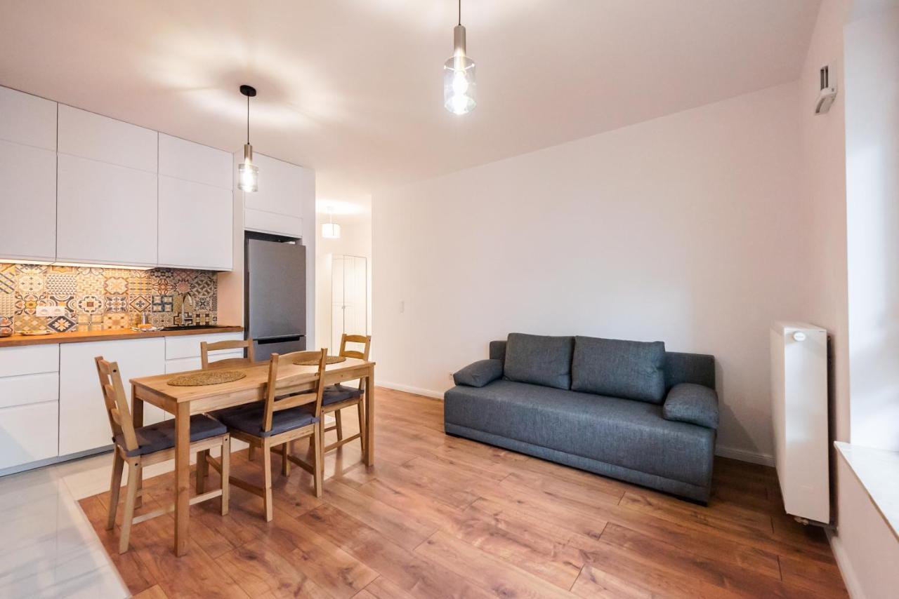 Saska Kepa Bright Apartament Warsaw Ngoại thất bức ảnh
